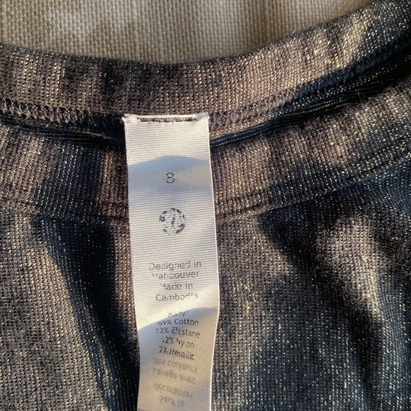 Lululemon gold shimmer knot front tee Size 8 - Picture 2 of 4